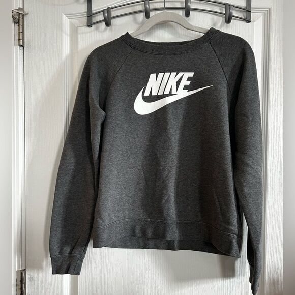 Nike Classic Womens Sz S Pullover Sweatshirt Center Swoosh Spellout Big Graphic - Picture 1 of 12